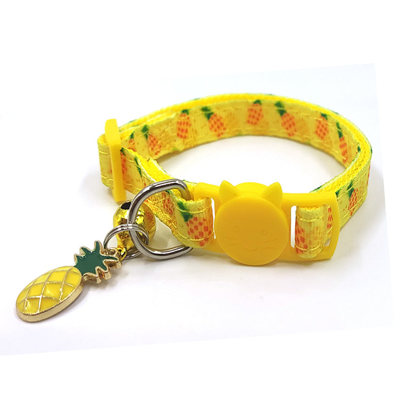 Petnki Fruit Print Bell Cat Collar in strawberry design